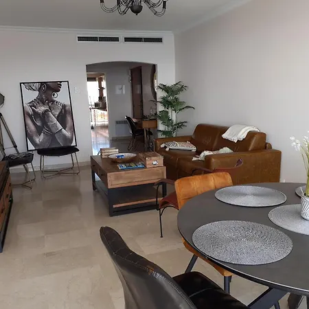 Bel Appartement, Sublime Vue Mer, 2 Terrasses * Αντίμπ